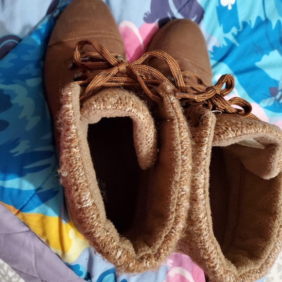 Lace up Boots - Picture 3 of 4